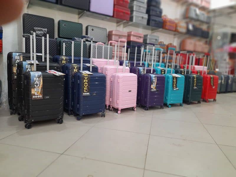 Travel Bags - Imported Luggage - Suitcase - Attachii - Safari Bags 5