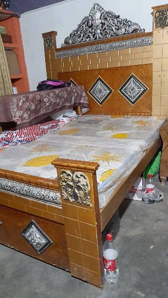 King size bed with mattress 3