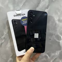 Samsung A24 8/128 with box
