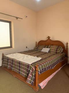 1 Wooden Bed, 1 quality Mattress, 2 Side Tables, showcase, Dressing