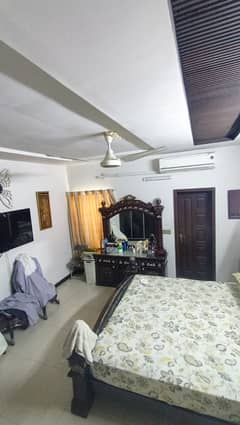 1 kanal Semi commercial double story house urgent for Sale Main boulevard in sabzazar