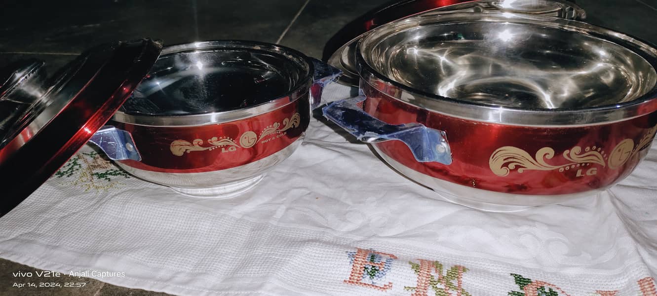 Hotpot set of 3 in new condition not used 1