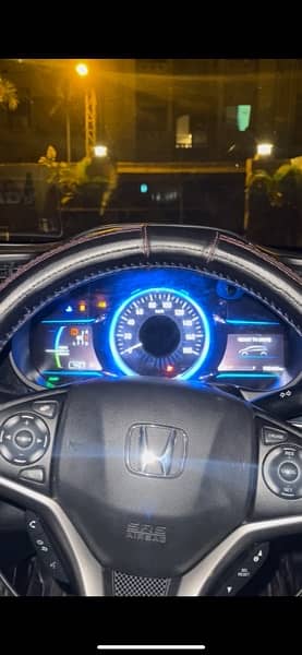 Honda Vezel speedometer 4