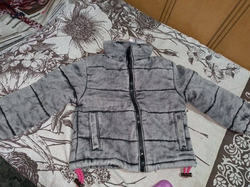 Breakout Jacket (new) with tag size 4 to 5 year or 5 to 6 year 0