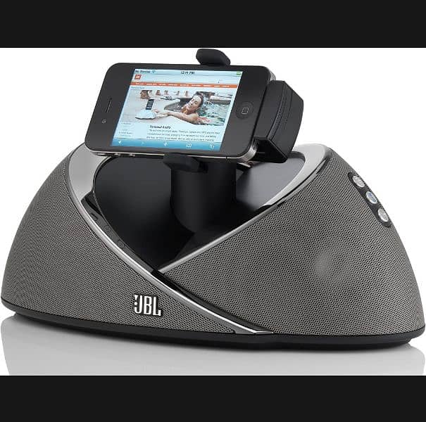 JBL OnBeat Air AUX IPad/IPod/Iphone 4 Speakers with Airplay. 2