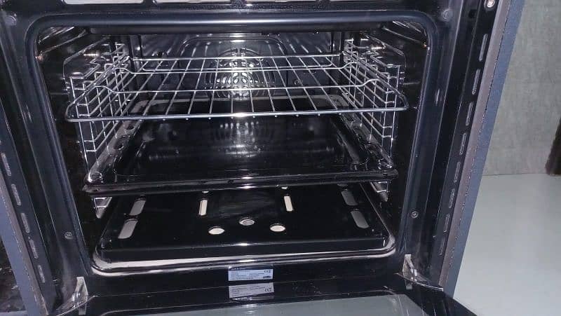 Brand new oven for sale 2