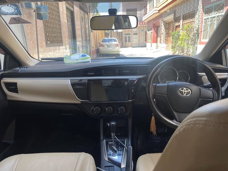 Toyota Corolla GLI 2014 Automatic 9