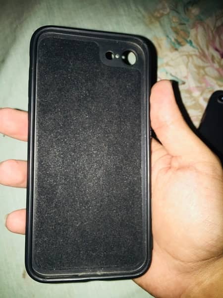 iPhone 8 cover 3