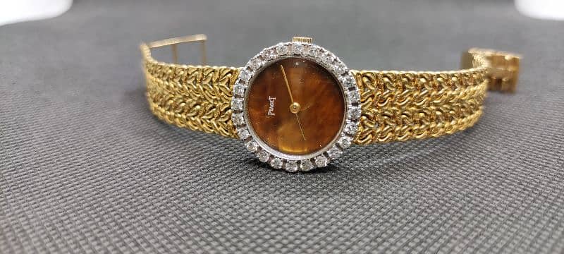 PIAGET 18k Gold and Diamond watch 6
