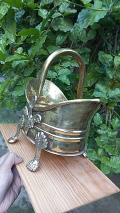 vintage Brass fruit basket 0