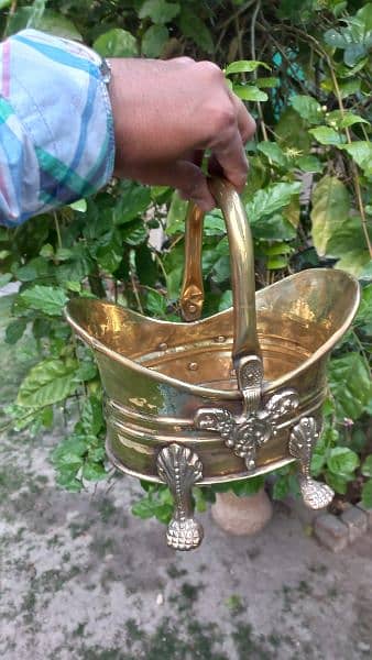 vintage Brass fruit basket 1