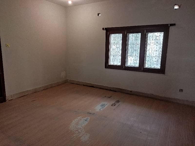 Independent Bungalow For Rent 6