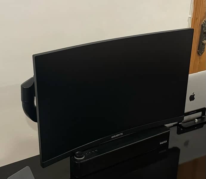 Gaming Monitor curved G27fc 3