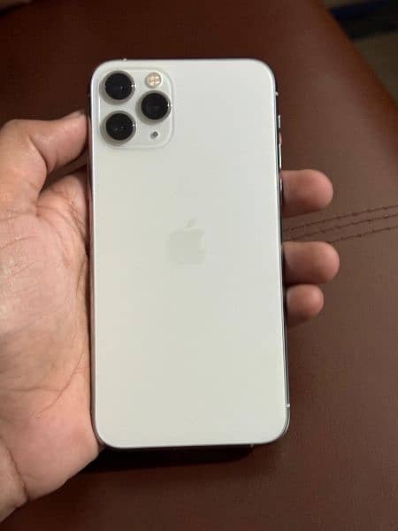 iPhone 11 Pro White 256 GB (Non PTA) 7