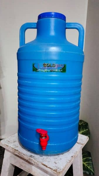 30 litre water bottle 0