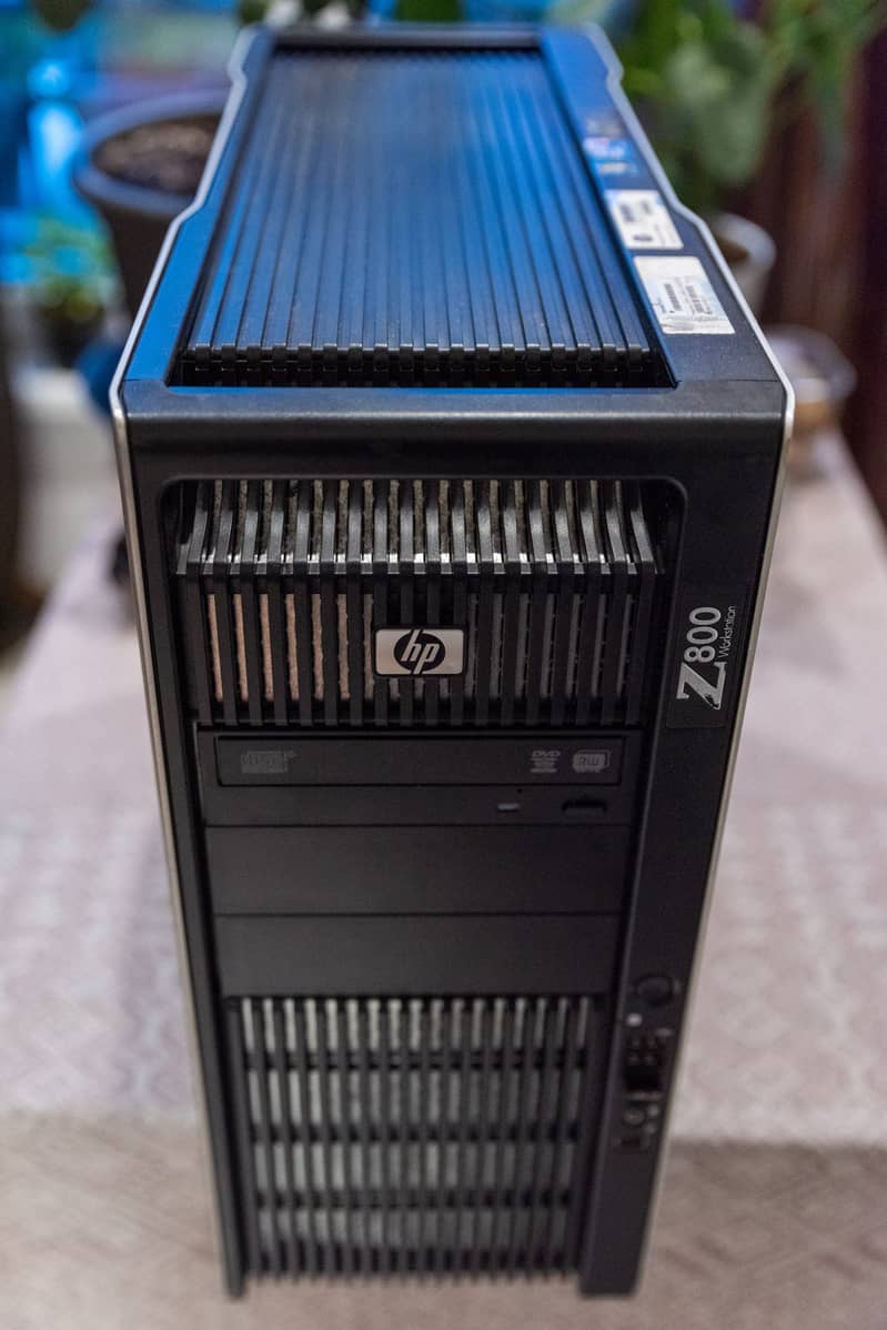 XEON HP Z800 | Dual Processor | With Graphic Card 0
