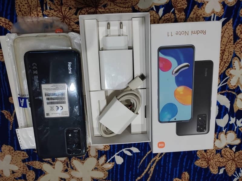 redmi note 11 , 4/64 , 10/10 condition , with box , with charger 6