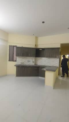 3bed lounge 120 sqy 3rd floor Brand New sachal goth