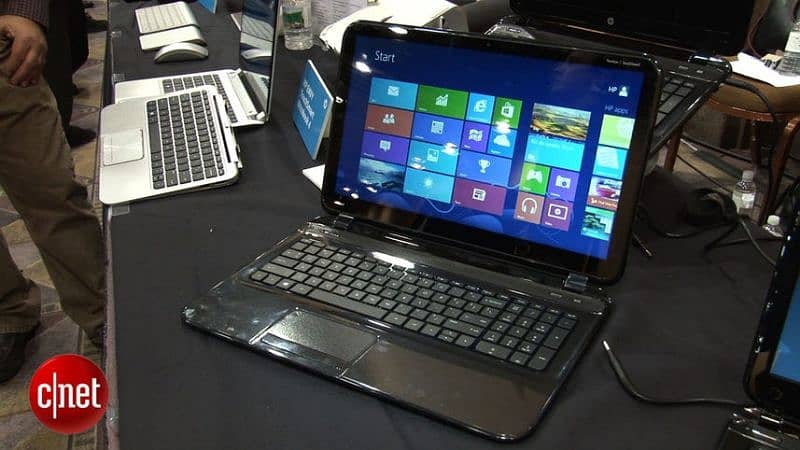 Hp sleekbook 15" , 4gb,250gb ,touch screen 0