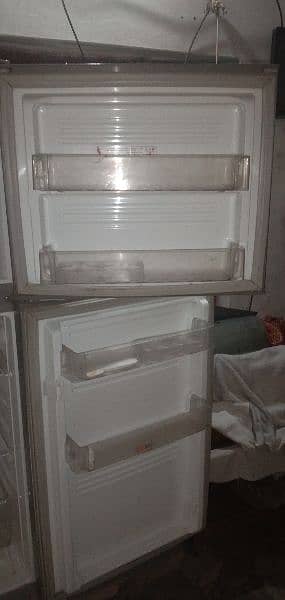 Refrigerator 4