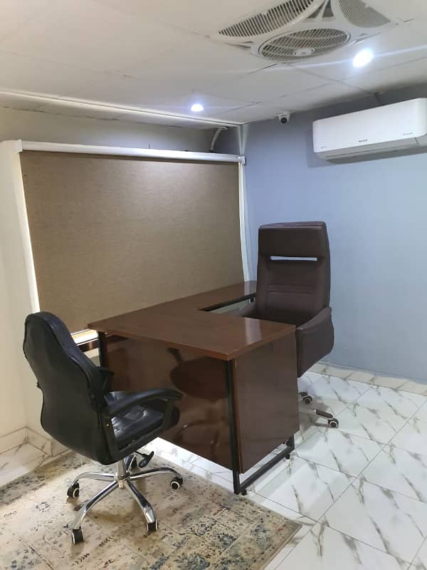 Vip Full Furnished Office For Rent 24 & 7 Time 35 Person Setting 24
