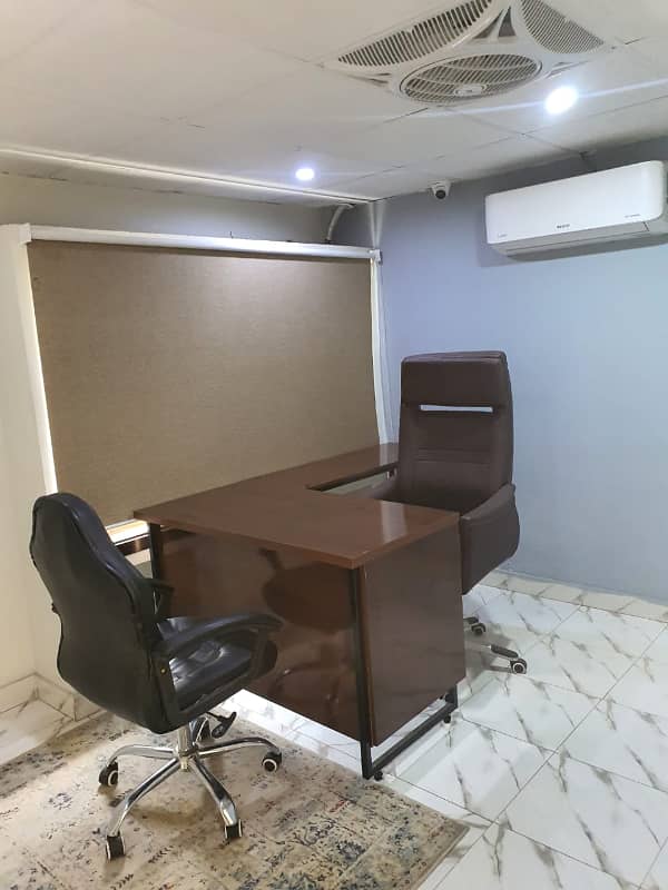Vip Full Furnished Office For Rent 24 & 7 Time 35 Person Setting 30