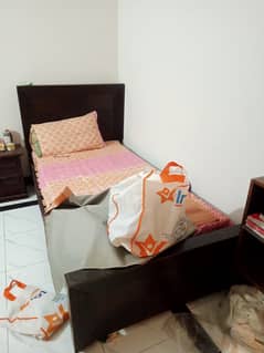 Furnish room for female in alfalah near lums dha lhr