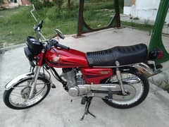 Honda 125 CG argent for sale complete dkmns onWhatsApp 03/28+27/41-042