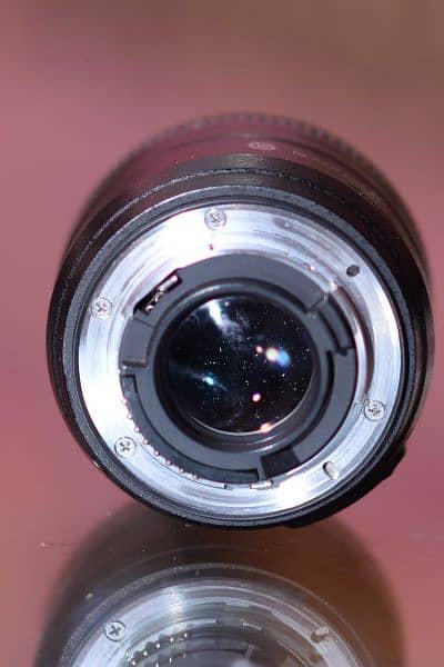 Nikon 35mm 1.8g DX 3