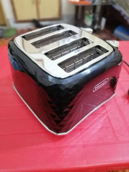 Delonghi 4 Slice Toaster , Imported 4