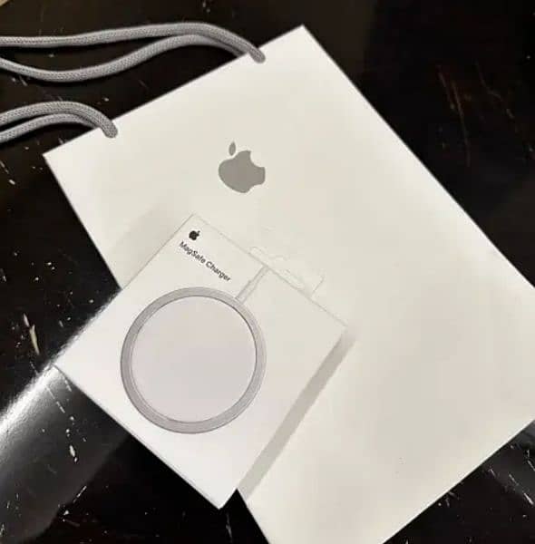 Apple original Wireless charger magsafe 3