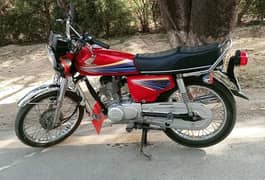 Honda 125cc 2010model bike for sale WhatsApp number onhai03229844345)