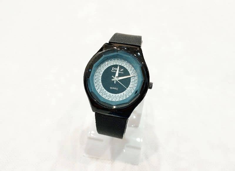 Men and women watches delivery available 16