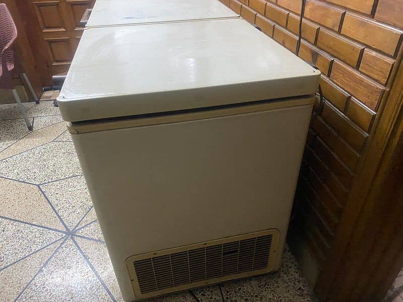 Refrigerator Like brand new Was in very good condition 0