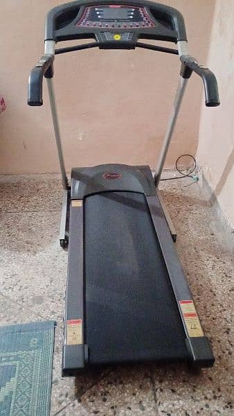 treadmill belt moter and incline available 6