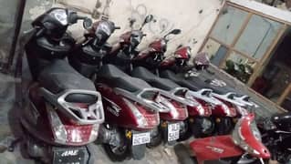 united 100cc petrol used scooty self start