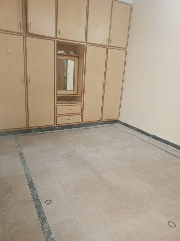 10 Marla ground prosn available for rent in model town phs 2 0