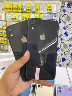 iphone XR. my watsap nmbar 03473276668