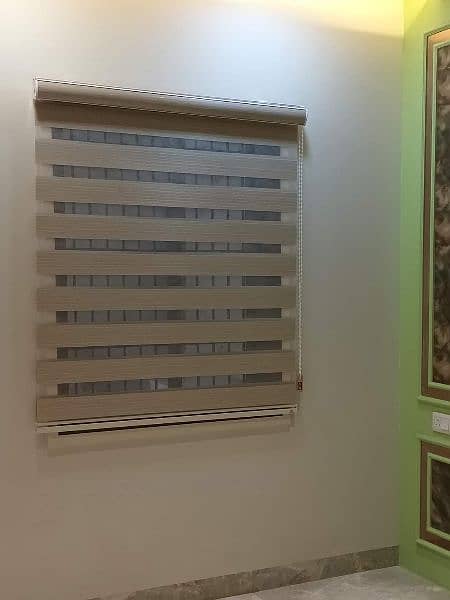 All types of window blinds, available, curtain 9