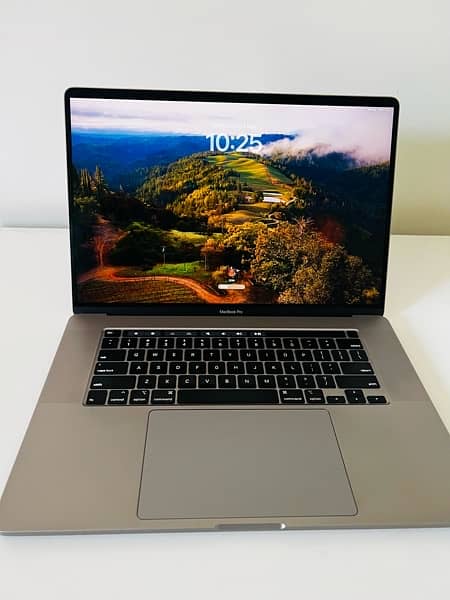 Macbook Pro 16 inch 2019- 16 GB Ram- 512 GB SSD 4