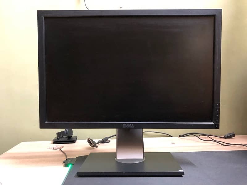 Dell Monitor/LCD 1