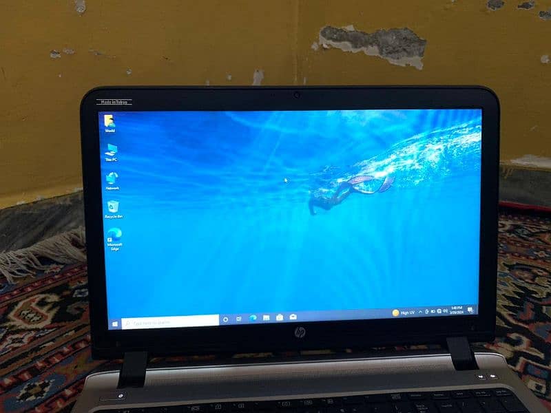 Hp Laptop intelinsid 17inch screen size Neet and cleen 1