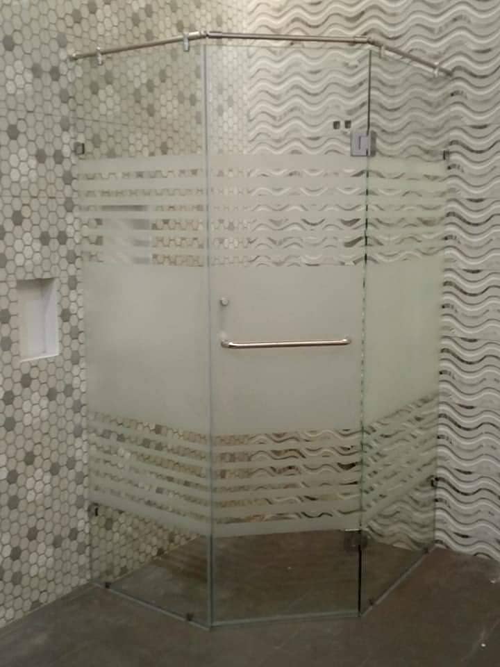 Frameless By-Pass & Sliding Shower Doors/Curbless Neo Angle Shower 9