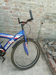 26inch ki bicycle hai. urgent sale. 03020413458