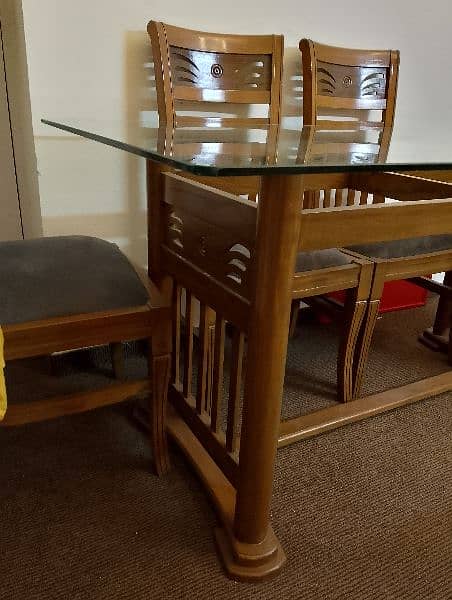 Dining glass table with 6 chairs 4