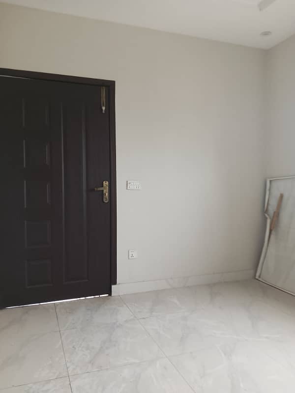 1 Kanal very beautiful hot location HOusE for rent available in shadab colony main ferozepur road Lahore 14