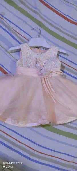 Baby girl frocks for sell 6