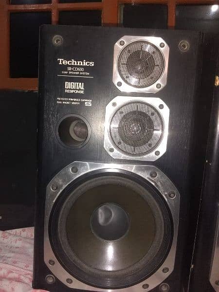 Techincs SB  CD650 Speakers 140 watts 6 ohms 3