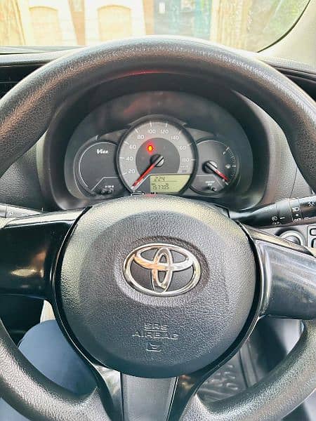 Toyota Vitz 2020 17