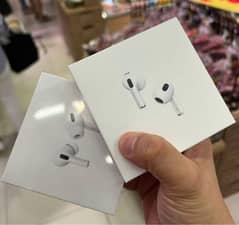 Apple AirPods (3rd Generation]